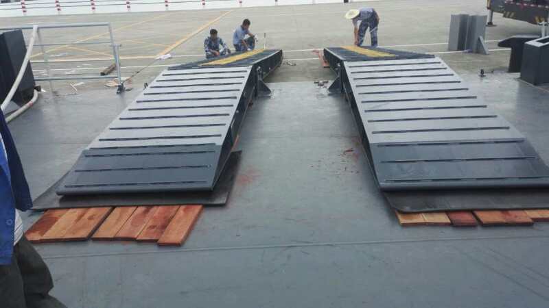 Steel slope ramp with constant Bridge - copy - copy