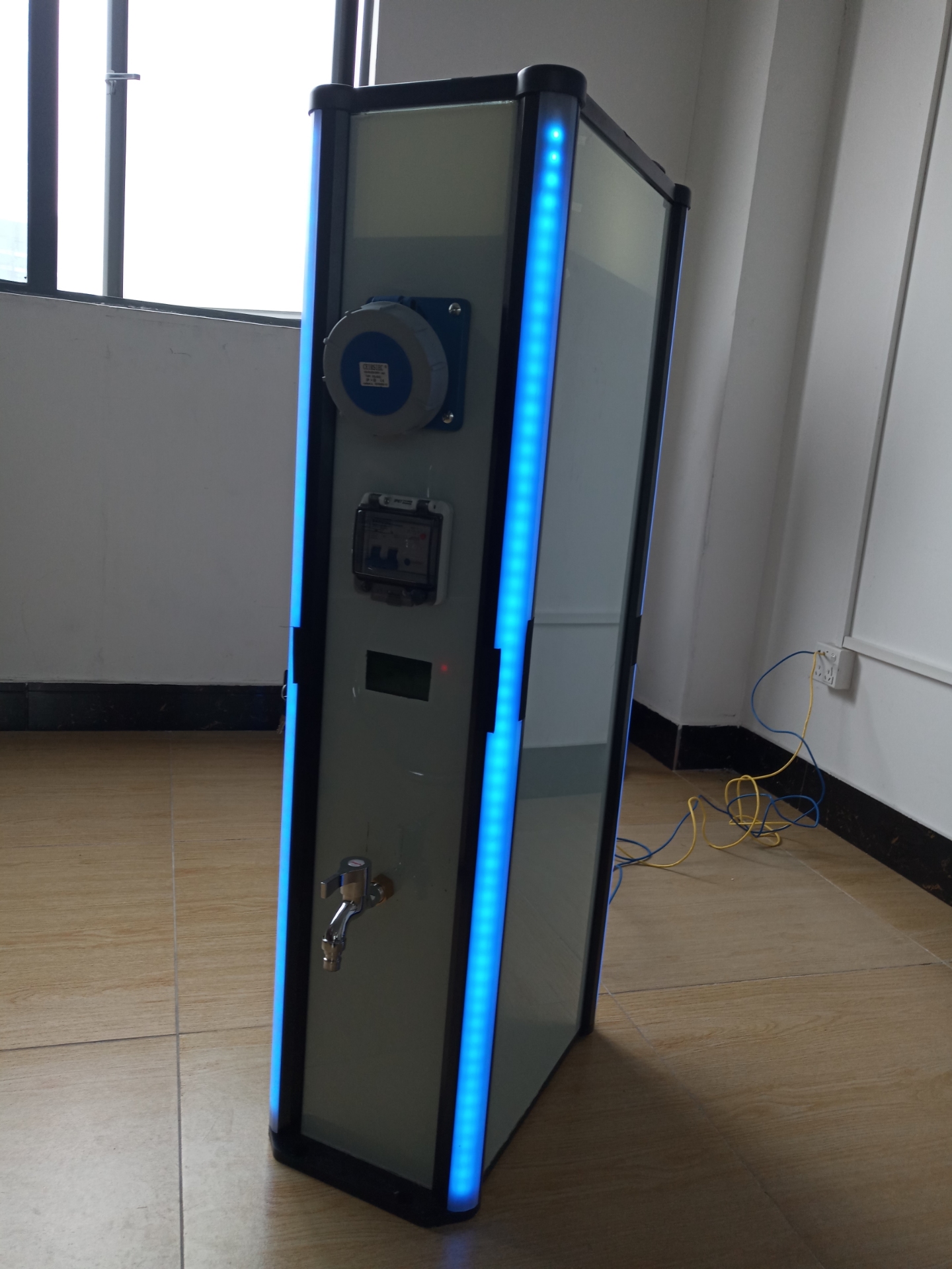 Outdoor intelligent hydroelectricity box - copy
